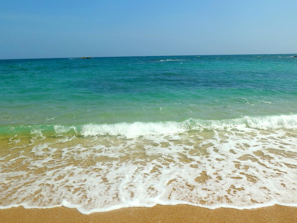 Ananthaya Beach Tangalle Bagian luar foto