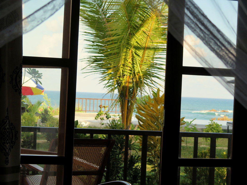 Ananthaya Beach Tangalle Bagian luar foto